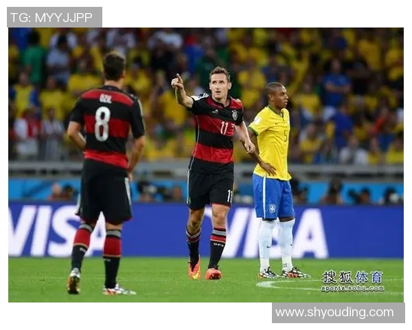 南京足球队在世界锦标赛中的辉煌历程与突破成就全景回顾